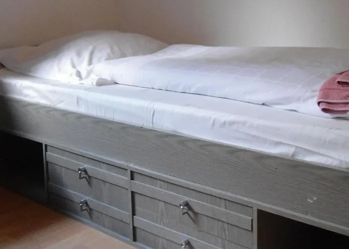 Zum Bismarckturm 2* Kassel